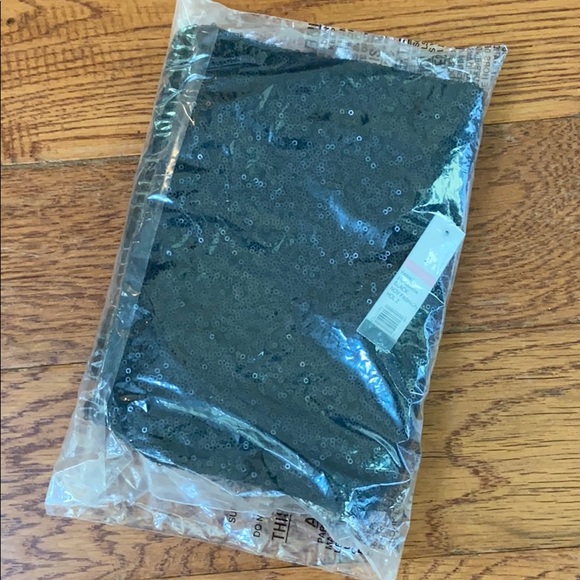 The Limited Sequin Pencil skirt size 2 - Picture 2 of 3